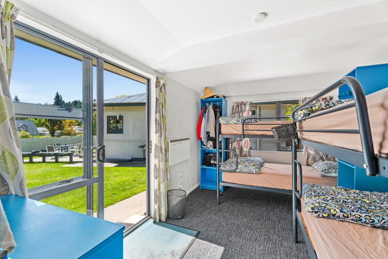 Хостел Mountain View Backpackers Ванака Экстерьер фото