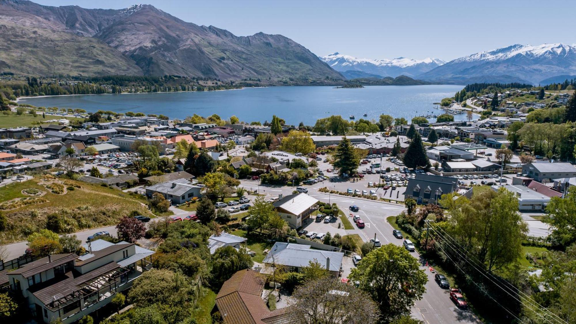 Хостел Mountain View Backpackers Ванака Экстерьер фото